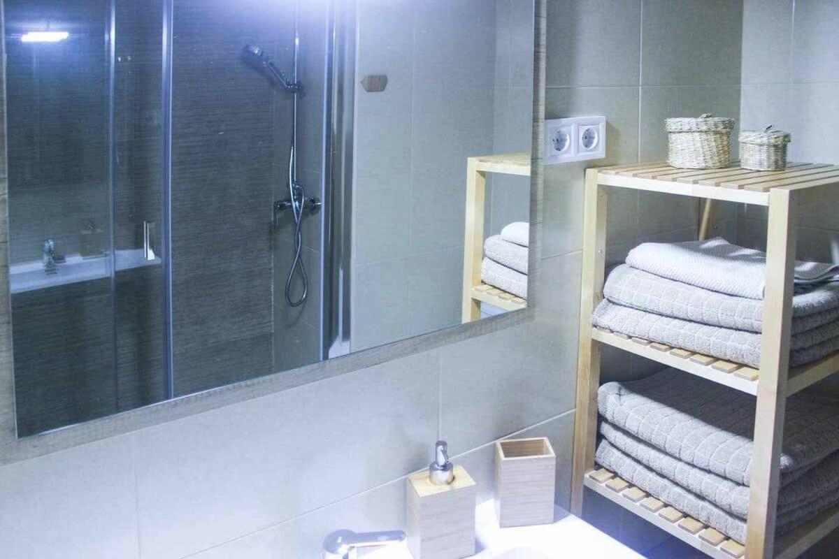 Vivendos - Ma07 - Sostoa Appartement Málaga Buitenkant foto